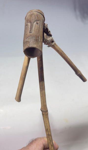 Intéressant récipient rituel de boisson à Bornéo. - Bornéo -, Antiek en Kunst