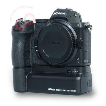 Nikon Z5 zwart + grip nr. 1234, Ophalen of Verzenden, Zo goed als nieuw, Nikon