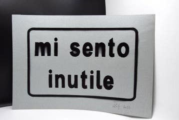 Clet Abraham (1966) - Mi sento inutile - Stencil