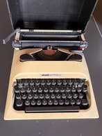 Mario Bellini - Olivetti, Lettera 10 - Typemachine -