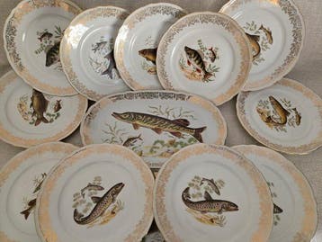 Berry Haute porcelaine - CNP Limoges - Serveerset voor vis, Antiek en Kunst