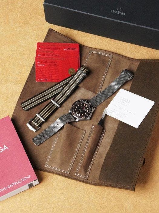 Omega - Seamaster Diver 300M - 210.90.42.20.01.001 - Homme -, Handtassen en Accessoires, Horloges | Heren
