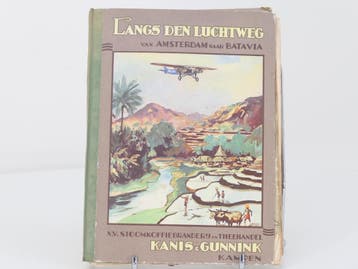 Langs den Luchtweg – van Amsterdam naar Batavia – N.V. S, Boeken, Vervoer en Transport, Ophalen of Verzenden, Nieuw