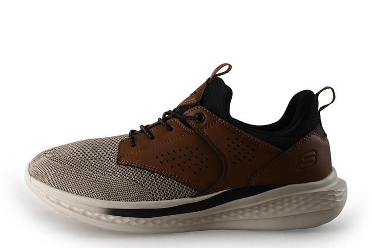 Skechers Instappers in maat 42 Bruin, Kleding | Heren, Schoenen, Bruin, Zo goed als nieuw, Overige typen, Verzenden