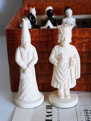 Schaakspel - König Artus - bakeliet