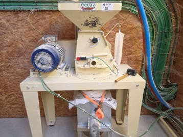 Moutvermaler Electra F3