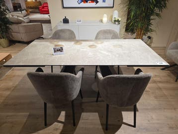 (5x) Orion uitschuifbare eettafel met stoelen, Huis en Inrichting, Nieuw