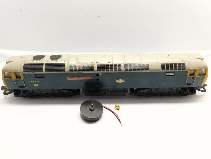 micromotor 0T011G ombouwset Hornby Class 5, Class 7MT, Class, Hobby & Loisirs créatifs, Trains miniatures | Échelle N, Envoi
