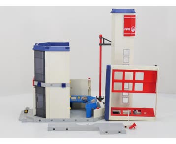 Playmobil 4819 Brandweerkazerne met 4820 4822 4824 4825 5..., Ophalen of Verzenden, Gebruikt