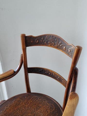 Chaise - Bois - Chaise à accoudoirs en bois courbé – style