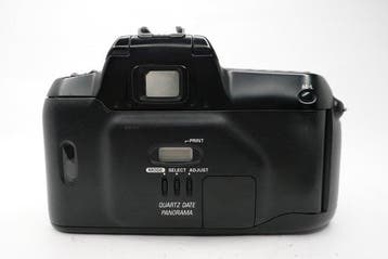 Nikon F50 with AF NIKKOR 35-70mm F3.3-4.5 Appareil photo, TV, Hi-fi & Vidéo