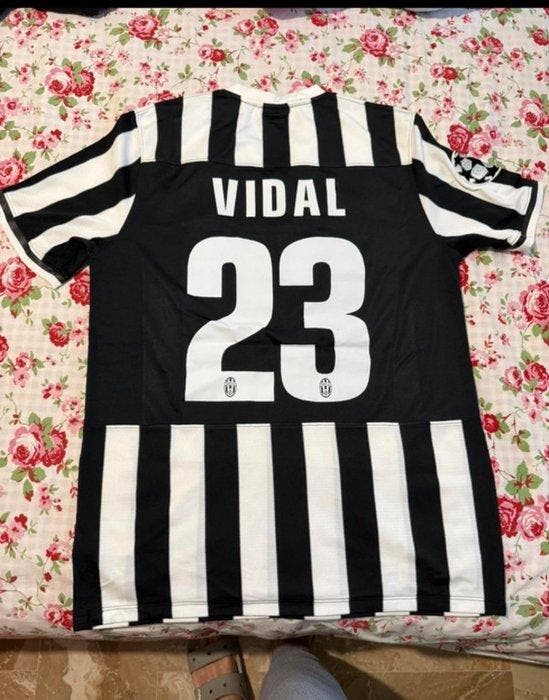 Juventus - Champions League - Vidal - 2014 - Voetbalshirt, Collections, Collections Autre