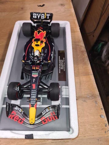 Red Bull Racing - Formula One - Max Verstappen - 2022 - auto, Nieuw