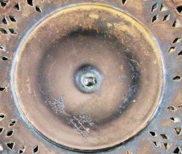 Decoratief ornament - Antieke koperen lantaarn met blaasbalg