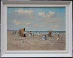 L. van Vugt (XX) - Beach scene