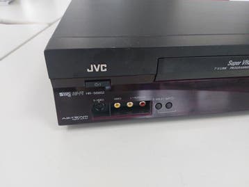 JVC HR-S6852 (SVHS video recorder) Videorecorder