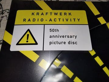 Kraftwerk - Radio-Activity - 3 x albums LP (triple album) -, Nieuw in verpakking