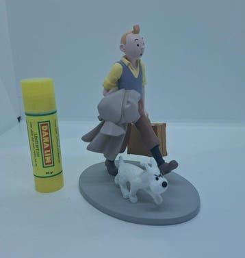 Tintin - 1 Statuette Moulinsart / Yamato - Tintin onderweg -