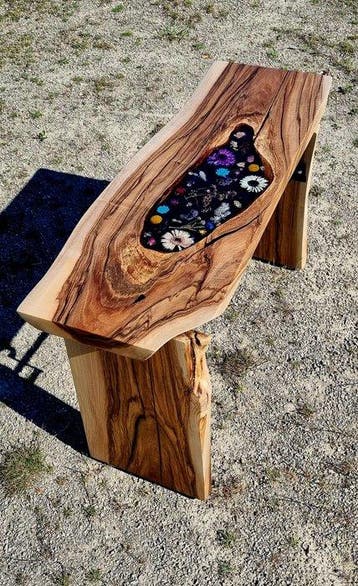 gp_woodepoxy - Bijzettafel - Walnoot - Tafeltje handgemaakt.