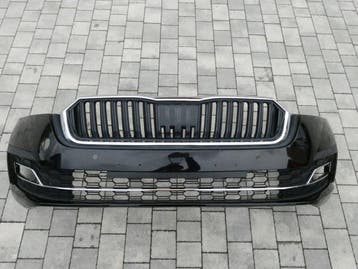 Voorbumper met grille en roosters SKODA Octavia IV, Auto-onderdelen, Verzenden, Gebruikt