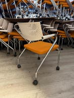 200x Vitra Visaroll 2 Verrijdbare Vergaderstoel (Visavis), Verzenden, Oranje, Zo goed als nieuw, Bureaustoel