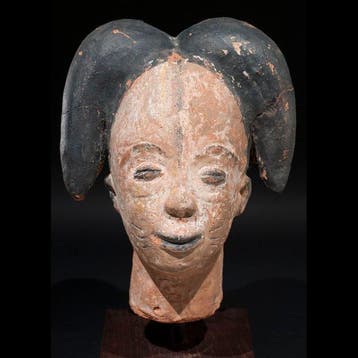 Hoofd van een Mbari-beeld - Mbari - Igbo - Nigeria