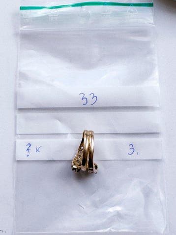 Ring - 18 karaat Geel goud - 0.61ct. tw. Saffier - Diamant