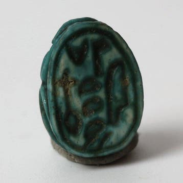 Oude Egypte, Nieuwe rijk Faience Scarabe van Nefertari, Verzamelen