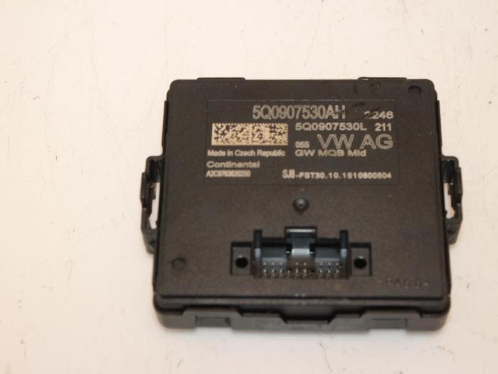 Gateway module Volkswagen Golf O143214, Autos : Pièces & Accessoires, Électronique & Câbles