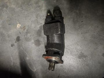 HYDRAULISCHE POMP BANAAN MODEL VRACHTWAGENS, Auto-onderdelen, Vrachtwagen-onderdelen, Ophalen of Verzenden, Gebruikt