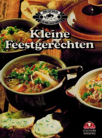 KLEINE FEESTGERECHTEN 9789021012629 THUIS TAFELEN, Boeken, Verzenden, Gelezen, THUIS TAFELEN