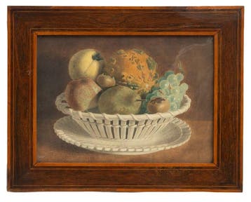 Europese school (XX) - Stilleven van fruit in een witte mand