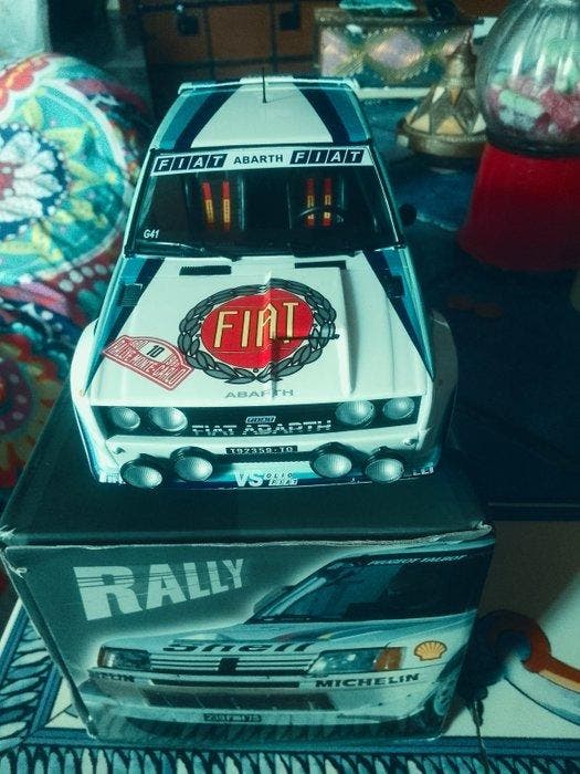 1:18 - Modelauto - Fiat 131 Abarth Rally, Hobby & Loisirs créatifs, Voitures miniatures | 1:5 à 1:12