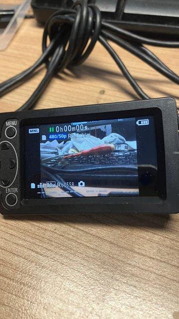 Panasonic HC-V10 digital videocamera with 8gb memory & usb