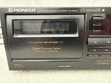 Pioneer - CT-W606DR Audiocassette deck