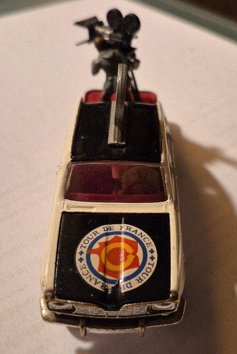 CORGI TOYS - Maquette - Staal, Hobby en Vrije tijd, Modelauto's | 1:5 tot 1:12