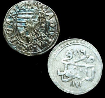 Wereld. Clash of Empires: 16th Century Madonna Silver Denier