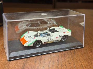 BES 1:43 - Modelauto - Porsche 908 Spyder, Nieuw