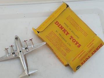Dinky Toys 1:200 - Voiture miniature (2) - Original Issue