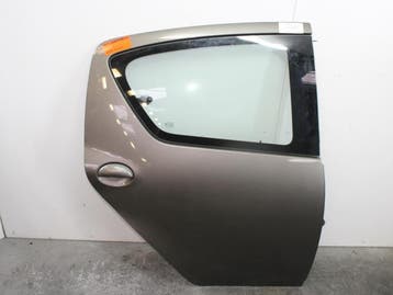 Portier 4Deurs rechts-achter Toyota Aygo O87430