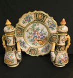 “Gialletti G.P. Deruta - Aiguière - Céramique - 2 carafes et, Antiquités & Art