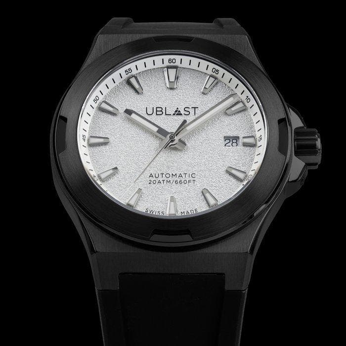 Ublast - Beyond - Automatic Swiss Made - REF.UBBEYB42WH -, Handtassen en Accessoires, Horloges | Heren