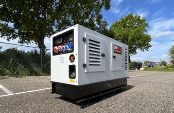 20 kVA Perkins Aggregaat 1500 rpm 400V/230V 3 fase, Nieuw, 10 tot 30 kVA, Elektrisch startend, Dieselolie