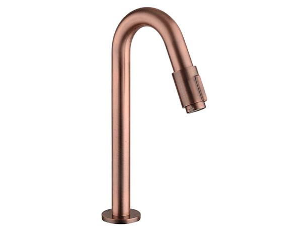 Veiling - Alterna tapkraan staand model 27cm Piccolo koper, Doe-het-zelf en Bouw, Sanitair, Nieuw