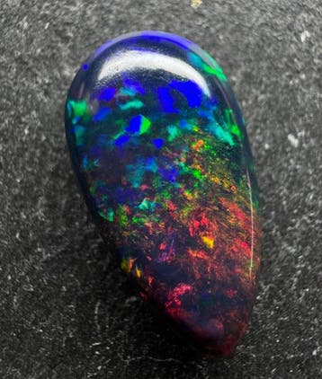 Opaal Cabochon- 2.5 g