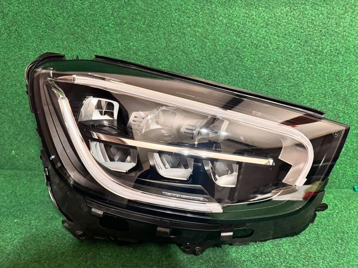 Phare av. droit Mercedes GLC W253 2019 -22 LED PERFORMANCE, Autos : Pièces & Accessoires, Éclairage, Mercedes-Benz, Utilisé, Enlèvement