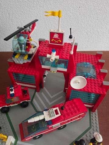 Lego Set - 6389 & 6358 - Ville - Fire Station 6389 en fire, Enfants & Bébés
