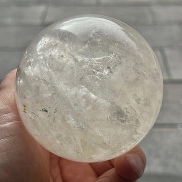 Mountain Crystal Clear Quality sphere Kristal - Hoogte: 8.88