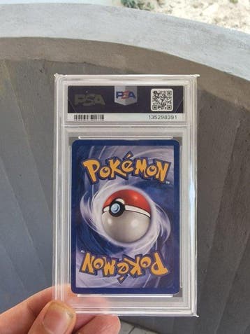 Pokémon - 1 Graded card - Charizard 4/82 Foil, Holo - PSA 6, Hobby en Vrije tijd, Verzamelkaartspellen | Pokémon, Nieuw