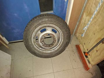 Volkswagen reservewiel iveco BE TREKKER (velgen, Banden), Ophalen of Verzenden, Gebruikt